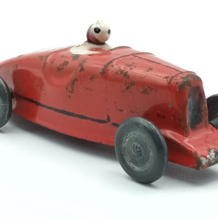 Vue de 3/4 avant de la Petite Rosalie 1933, produite par CIJ au 1/47èmer et vendue sous la marque Les Jouets Citroën en 1933