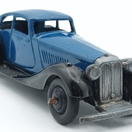 Vue de 3/4 avant d'une Rover 14 (P1) Streamline coupé bleu outremer Dinky Toys GB en version d'après guerre