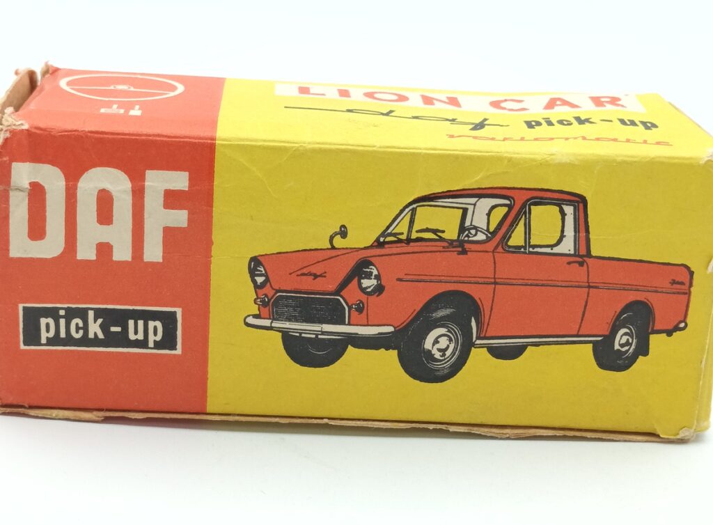 face de la boite de la DAF 750 pick-up montrant le modèle sans la bâche 