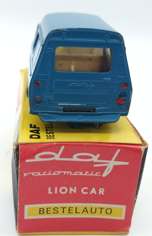 DAF 33 fourgonnette LION CAR 