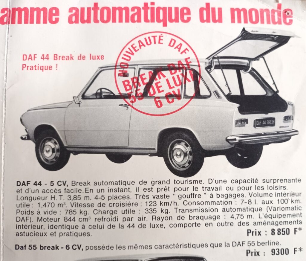 Vue des 3/4 arrière de la DAF 44 Break extraite d'un catalogue DAF