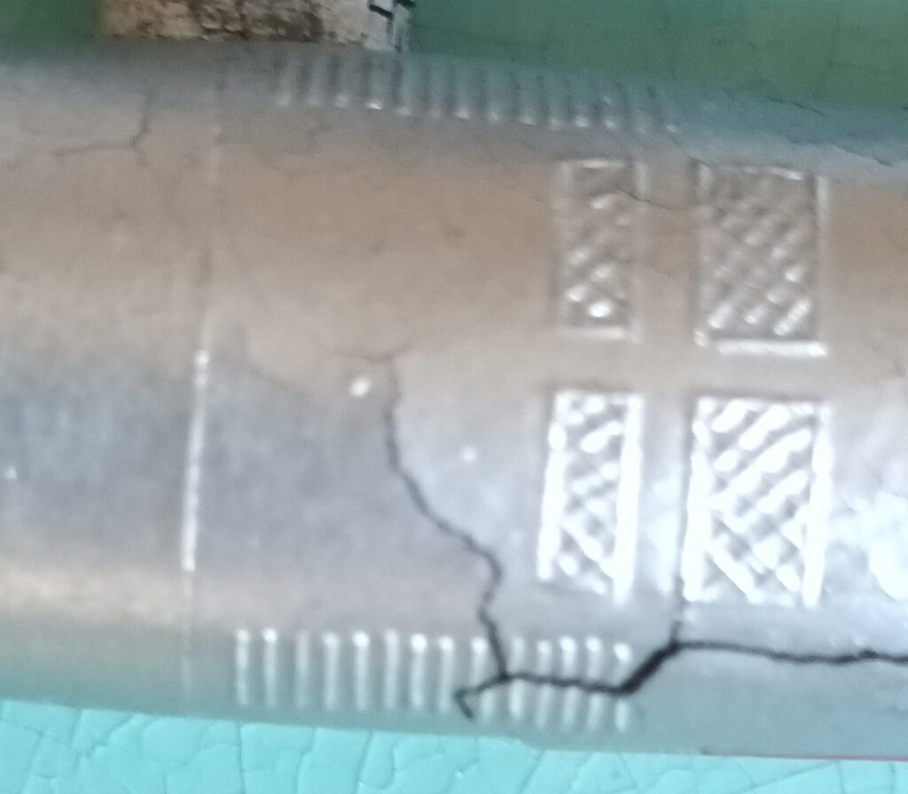 Grilles d'aération sur fuselage droit de la Tarf E.G.M.