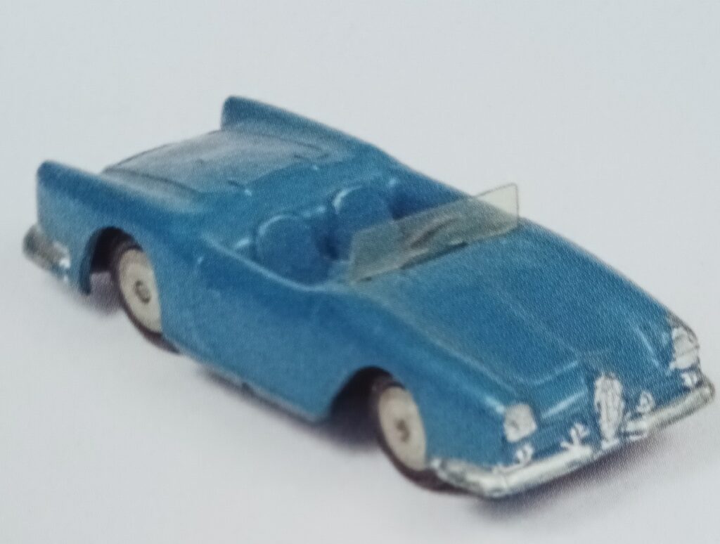 Alfa Romeo Giulietta E.G.M. bleue reproduction de la photo publiée dans le Livre de Tiziano Gallinella(5), vue de 3/4 avant