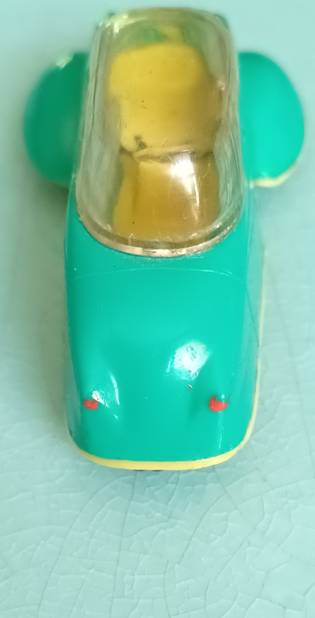 Vue arrière de dessus de la Messerschmitt KR JUNO Plast